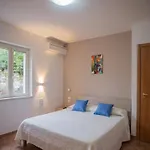 B&B Rave 3*