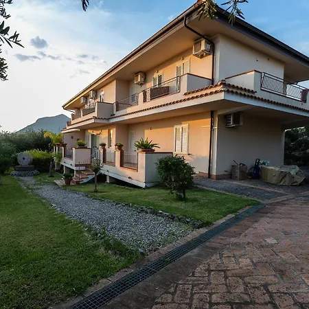 Rave Bed & Breakfast Praia a Mare