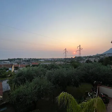 Rave Alojamento de Acomodação e Pequeno-almoço 3*