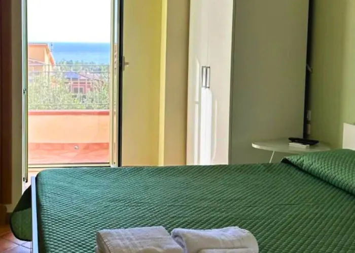 Rave Bed & Breakfast